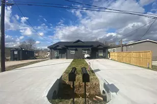 9719 Pelsey St, Houston, TX 77029 - Photo 1