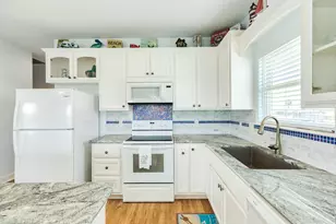 516 Treaty Dr, Surfside Beach, TX 77541 - Photo 22