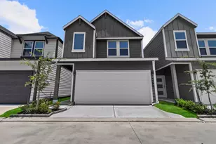 956 Green Vines Ln, Houston, TX 77091 - Photo 2