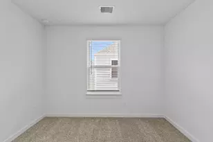 956 Green Vines Ln, Houston, TX 77091 - Photo 16