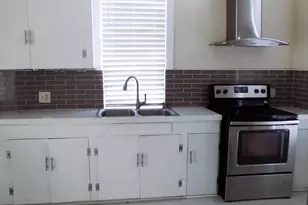 404 S Lasalle St, Navasota, TX 77868 - Photo 16