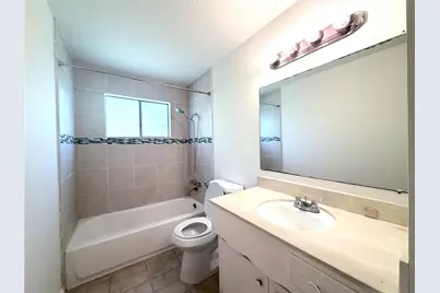 9706 Crestdale Circle, Houston, TX 77080 - Photo 22