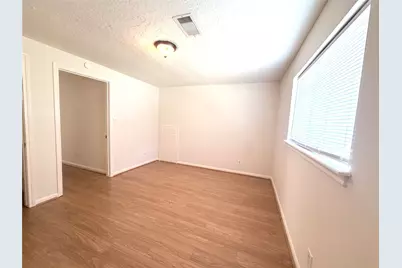 9706 Crestdale Circle, Houston, TX 77080 - Photo 18