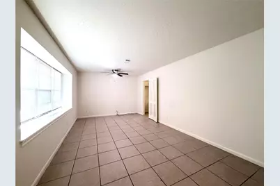 9706 Crestdale Circle, Houston, TX 77080 - Photo 8