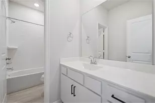 7906 Jasper Mdws Wy, Texas City, TX 77515 - Photo 8