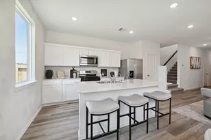 1047 Moon Drop Ln, Houston, TX 77090 - Photo 4