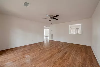 934 Goldfinch Avenue, Sugar Land, TX 77478 - Photo 18