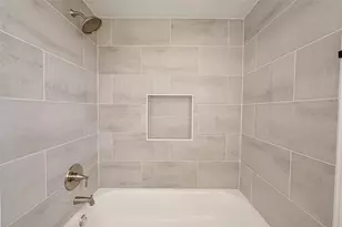 934 Goldfinch Ave, Sugar Land, TX 77478 - Photo 32
