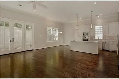 215 Willow Street, Shenandoah, TX 77384 - Photo 8