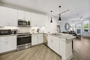2200 Beacon Cir, League City, TX 77573 - Photo 1