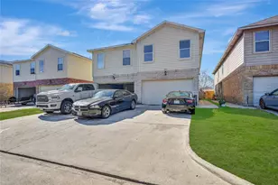 10055/10053 Sharpton Dr, Houston, TX 77038 - Photo 2