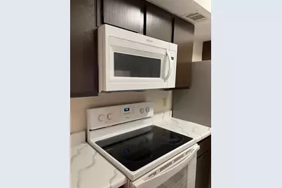 2820 S Bartell Drive #24, Houston, TX 77054 - Photo 6