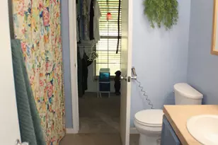 409 Lee Ave, Anahuac, TX 77514 - Photo 12
