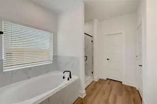 2127 Lone Bronco Blvd, Rosenberg, TX 77471 - Photo 18