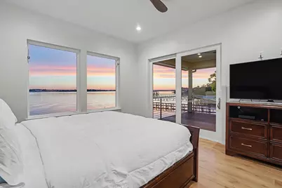 2002 Cove Park Drive, Kemah, TX 77565 - Photo 18