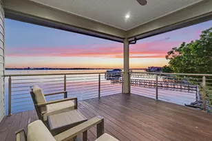2002 Cove Park Dr, Kemah, TX 77565 - Photo 1