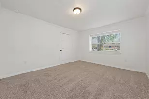 7718 Morley St, Houston, TX 77061 - Photo 12