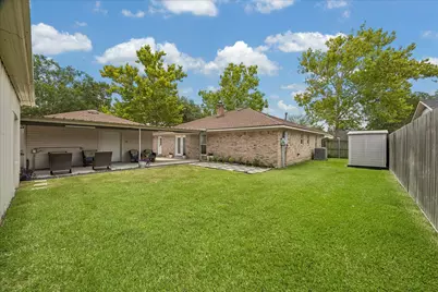 1801 Lazy Creek Lane, Pearland, TX 77581 - Photo 24