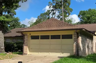 3767 Glade Forest Dr, Houston, TX 77339 - Photo 2