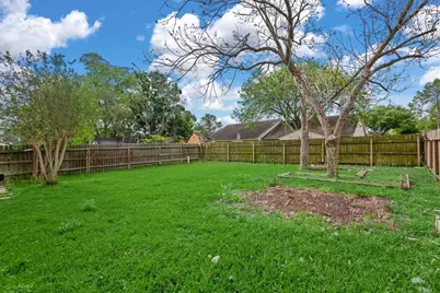 13909 Plantation Valley Drive, Houston, TX 77083 - Photo 20