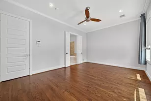 11012 Ave Malkenu Ave, Houston, TX 77043 - Photo 30