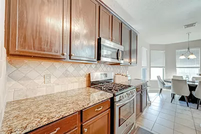 2015 Holly Glade Lane, Sugar Land, TX 77498 - Photo 12