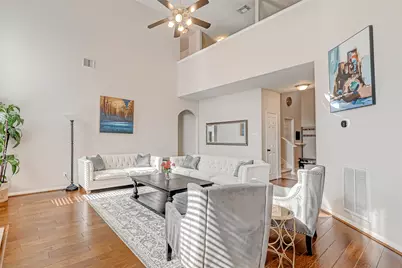 2015 Holly Glade Lane, Sugar Land, TX 77498 - Photo 4