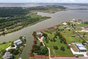 303 Winkler St, Baytown, TX 77520 - Photo 4