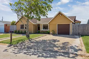 3411 80th St, Galveston, TX 77551 - Photo 32