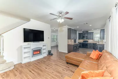 2318 Perkins Crossing Drive, Conroe, TX 77304 - Photo 8