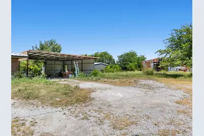 704 E Grand Street, Whitewright, TX 75491 - Photo 24