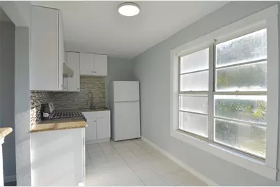 103 Cosmos Street #3, Houston, TX 77009 - Photo 2