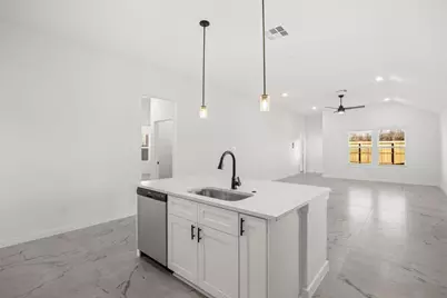 6219 Royal Palm Drive, Manvel, TX 77578 - Photo 8