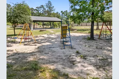 1302 Cherry Ln, Crosby, TX 77532 - Photo 38