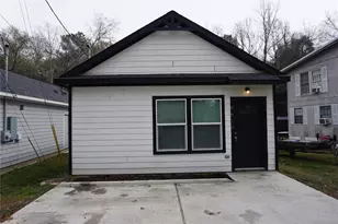 9810 Arbor Oak, Willis, TX 77318 - Photo 1