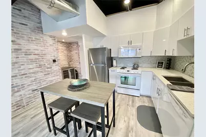 2016 Main Street #1715, Houston, TX 77002 - Photo 2