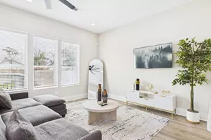 6310 Norland St, Houston, TX 77022 - Photo 6