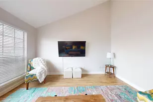 10429 Schaper Rd, Galveston, TX 77554 - Photo 4