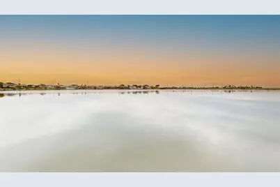 10429 Schaper Road, Galveston, TX 77554 - Photo 22