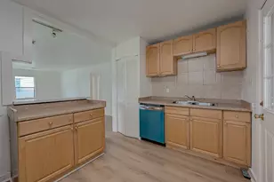 2051 Santa Rosa St, Houston, TX 77023 - Photo 16