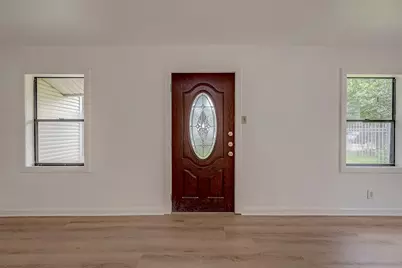 2051 Santa Rosa Street, Houston, TX 77023 - Photo 6