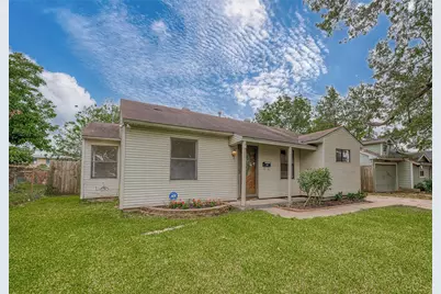 2051 Santa Rosa Street, Houston, TX 77023 - Photo 2
