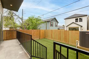 310 E 35th St, Houston, TX 77018 - Photo 42