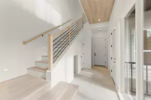 310 E 35th St, Houston, TX 77018 - Photo 14