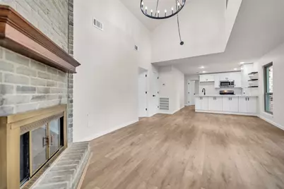 35 E Bigelow Oak Court Court, Spring, TX 77381 - Photo 4