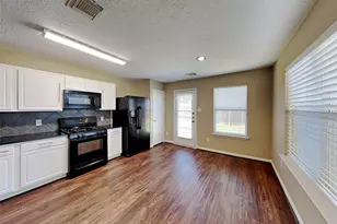 29231 Legends Green Dr, Spring, TX 77386 - Photo 2
