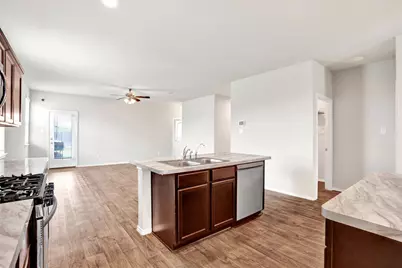 5411 Pembrokeshire Circle, Katy, TX 77449 - Photo 10