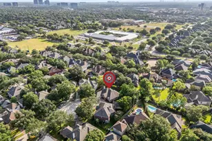 14103 Scarborough Fair St, Houston, TX 77077 - Photo 8