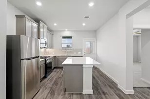 580 Long Br Dr, Dayton, TX 77535 - Photo 8