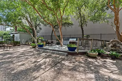 5150 Hidalgo Street #806, Houston, TX 77056 - Photo 16